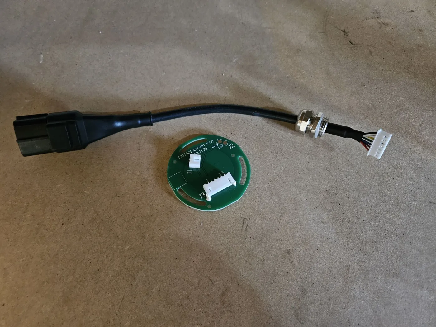 Hall senzor R 4000 Talaria Sting R
