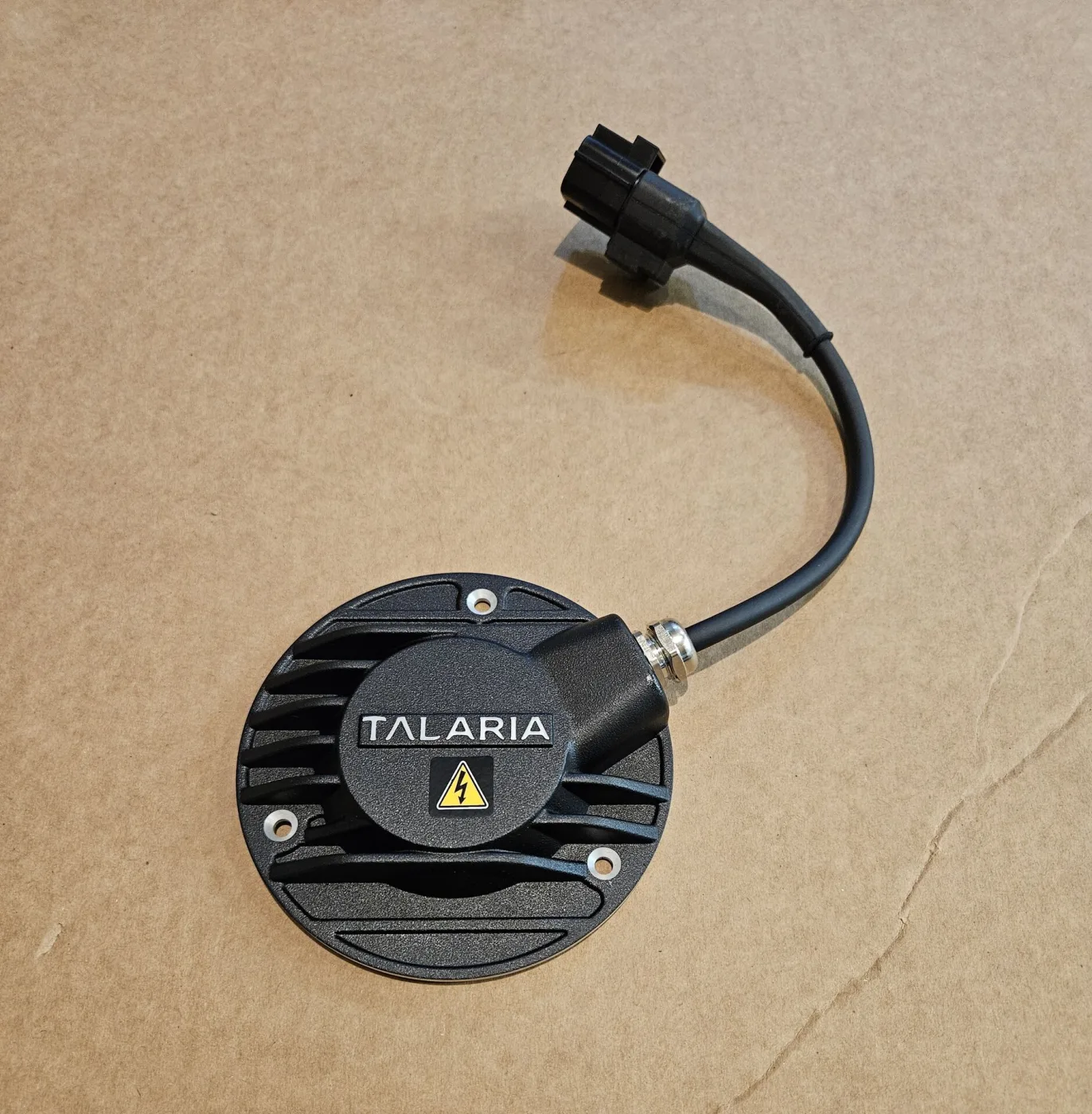 Hall senzor Talaria Sting Pro